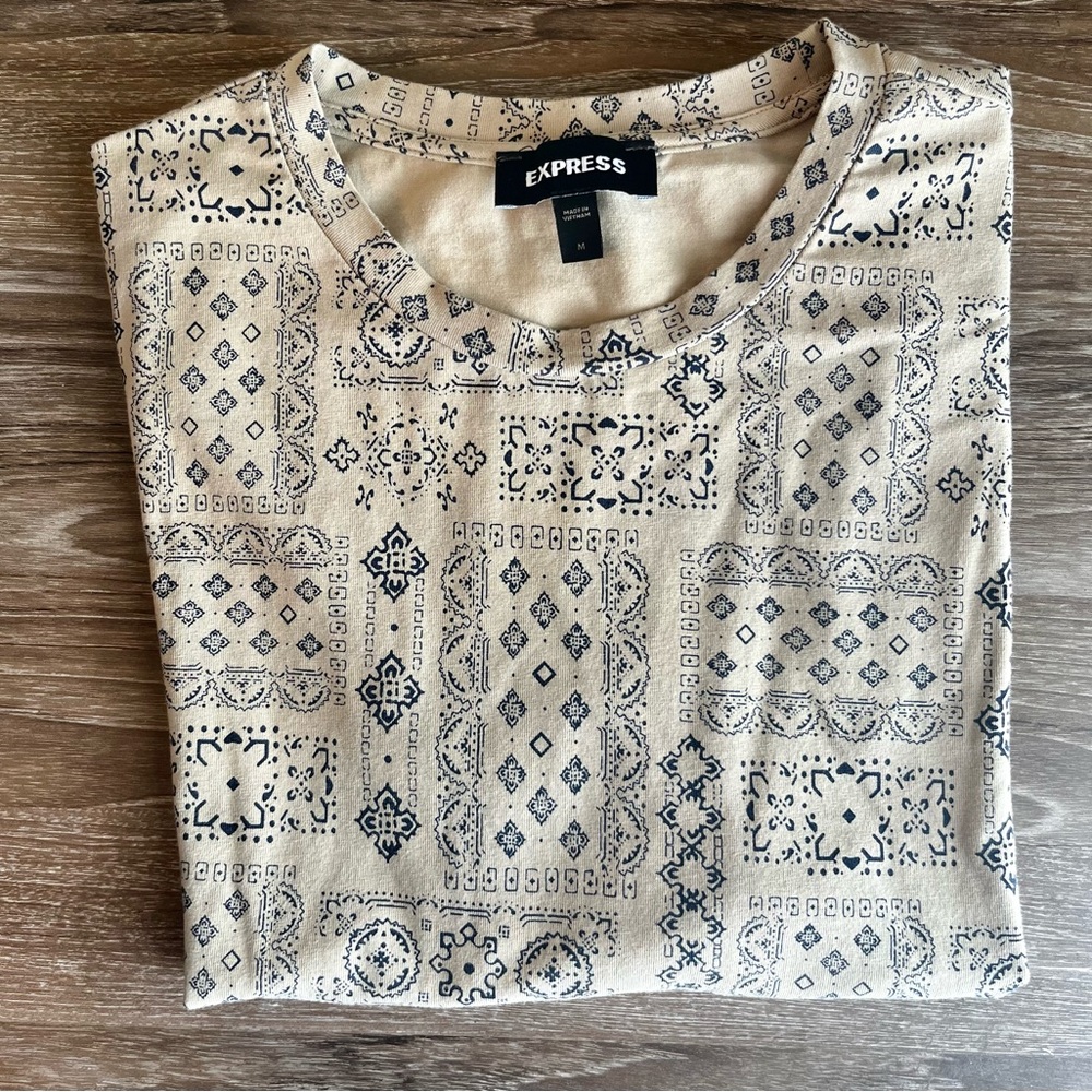 Men’s Express Tshirt